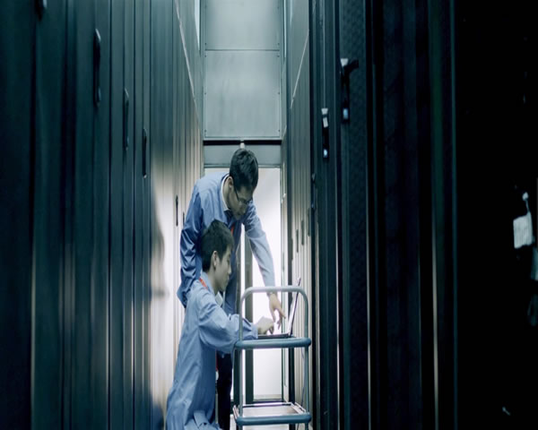 The Best Communication Platform For Lotte Japan Station Exchange Group